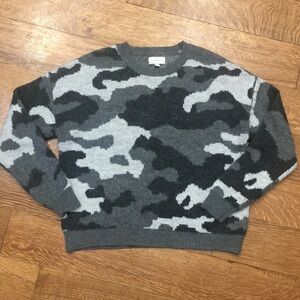 Lucky Brand Sweater size Medium